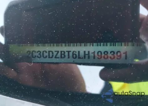 2020 Dodge Challenger R/T z USA, uszkodzony, nr VIN 2C3CDZBT6LH198391